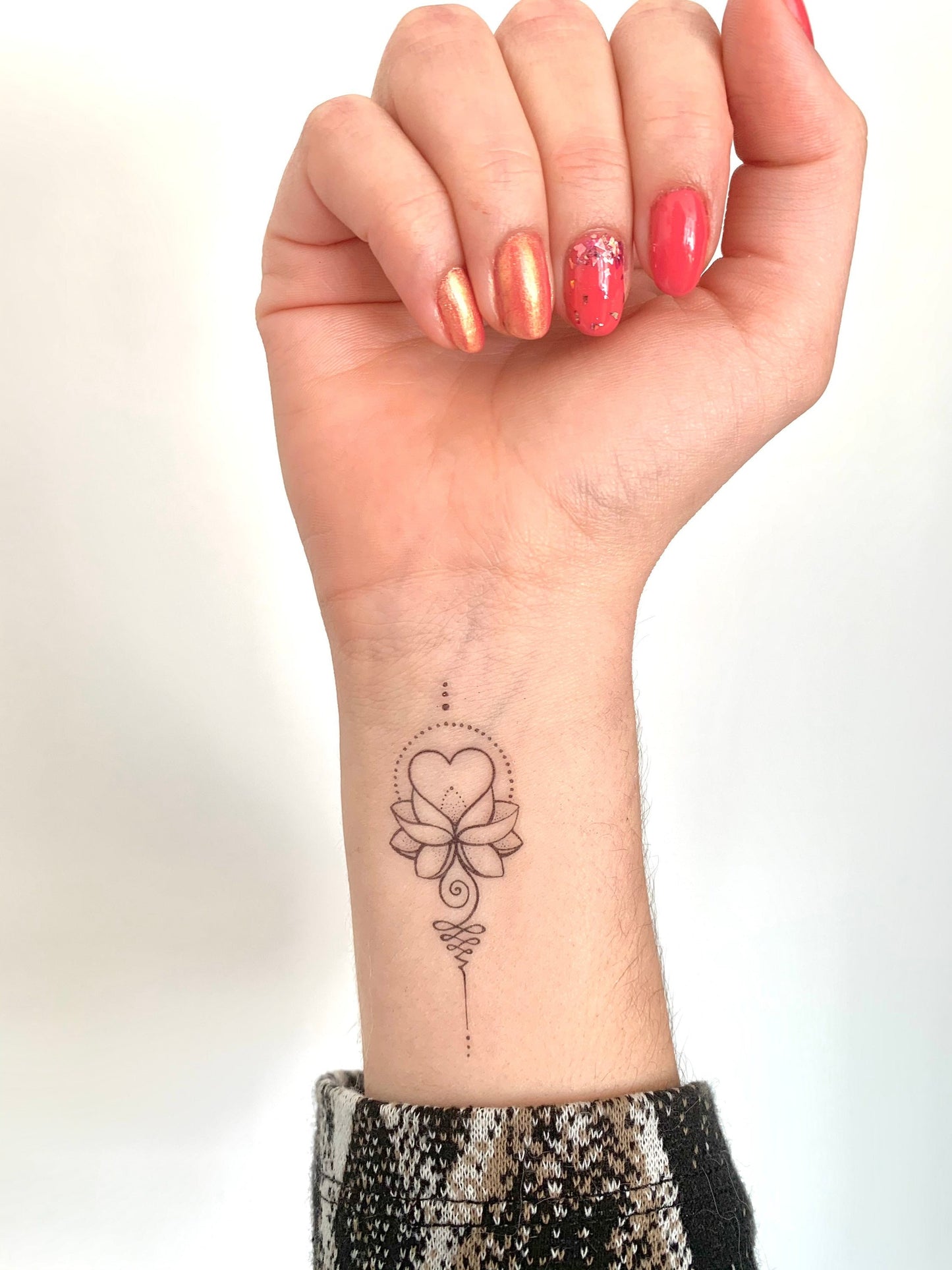 Unalome Love Lotus (set of 2) - Temporary Tattoo