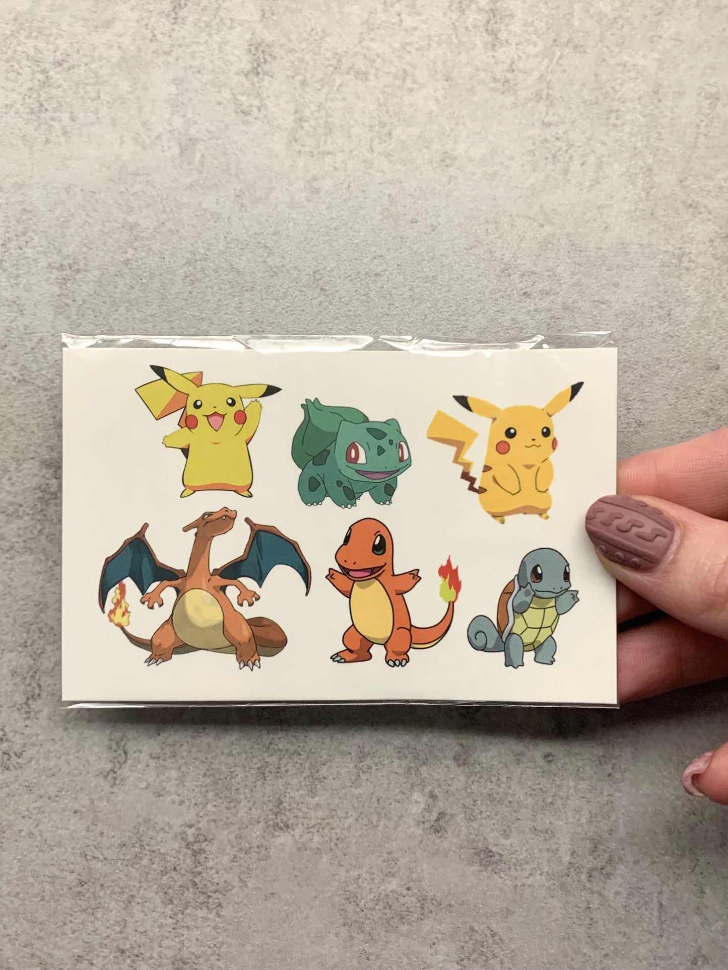 Pokemon Colored (Pickachu, Squirtle, Charmander, Bulbasaur, Charizard) - Temporary Tattoo