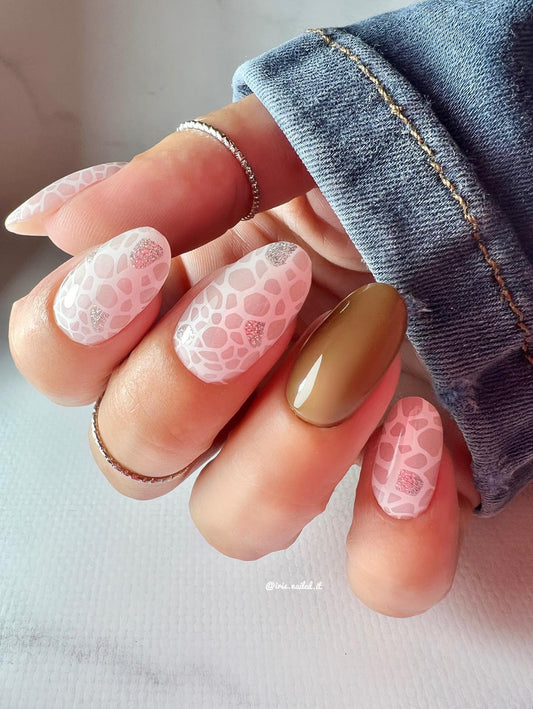 UV/LED Gel Nail Stickers | Semi Cured | Grey Panther | 20 Gelpolish Nail Wraps